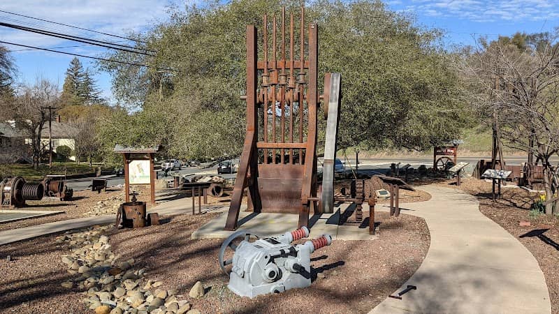 Miners' Bend Park - Image 1