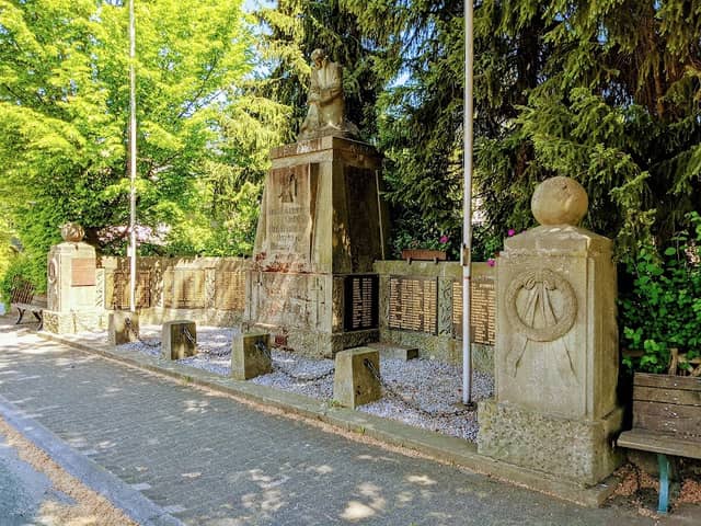 Ehrenmal Velmede - Image 1