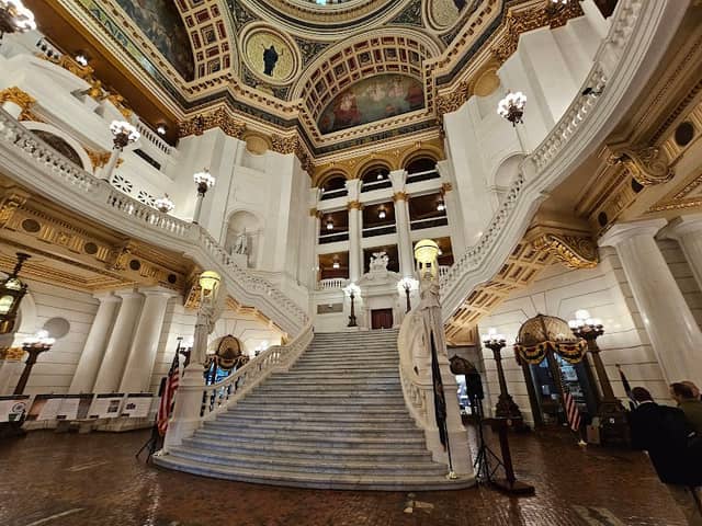 Capitol Park - Image 2