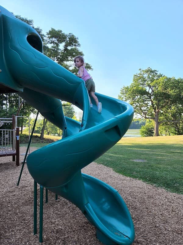 Veterans Memorial Park - Image 2