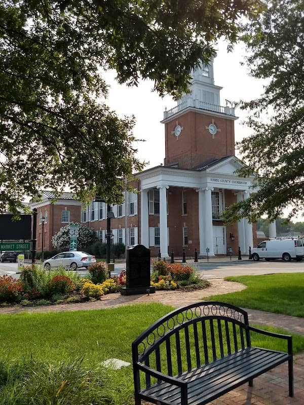 Georgetown Circle - Image 2