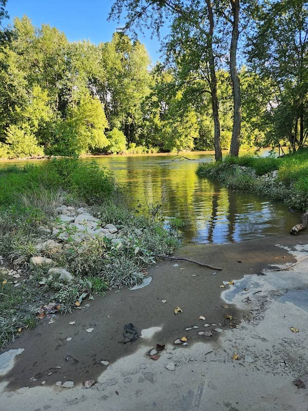 Kilbuck Confluence River Access - Image 1