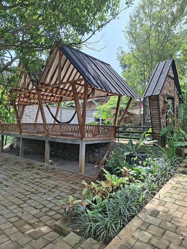 Debale Park - Image 1