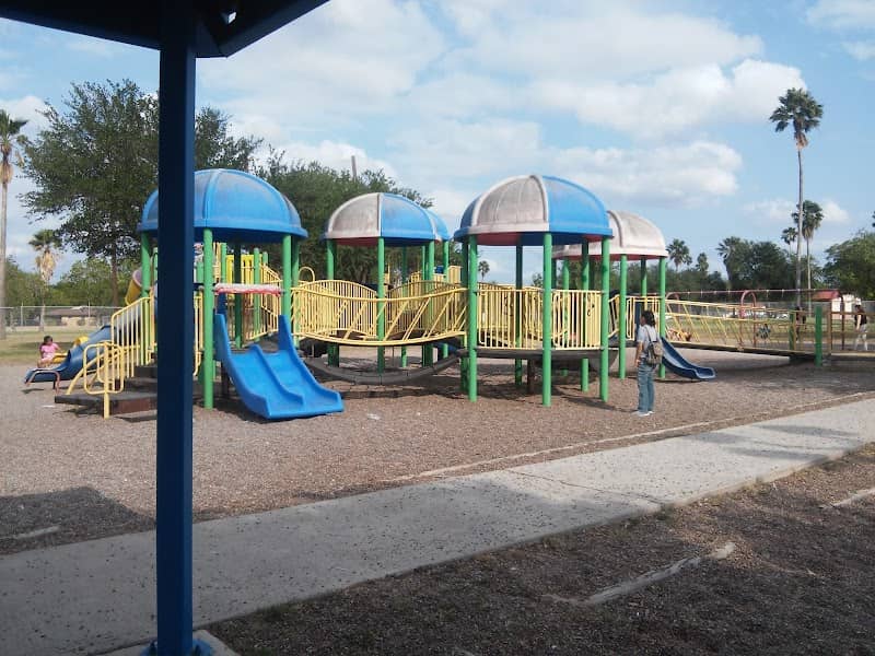 Lions Park - Image 1