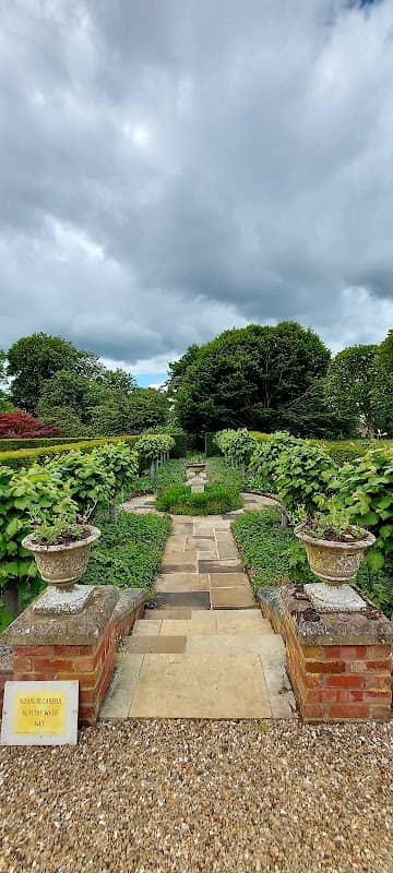The Old Vicarage Garden - Image 2