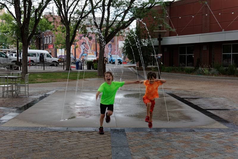 Oak Street Plaza Park - Image 1