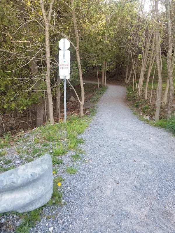 Yukon Dr. & Alderbrook Dr. Walking Trail - Image 2