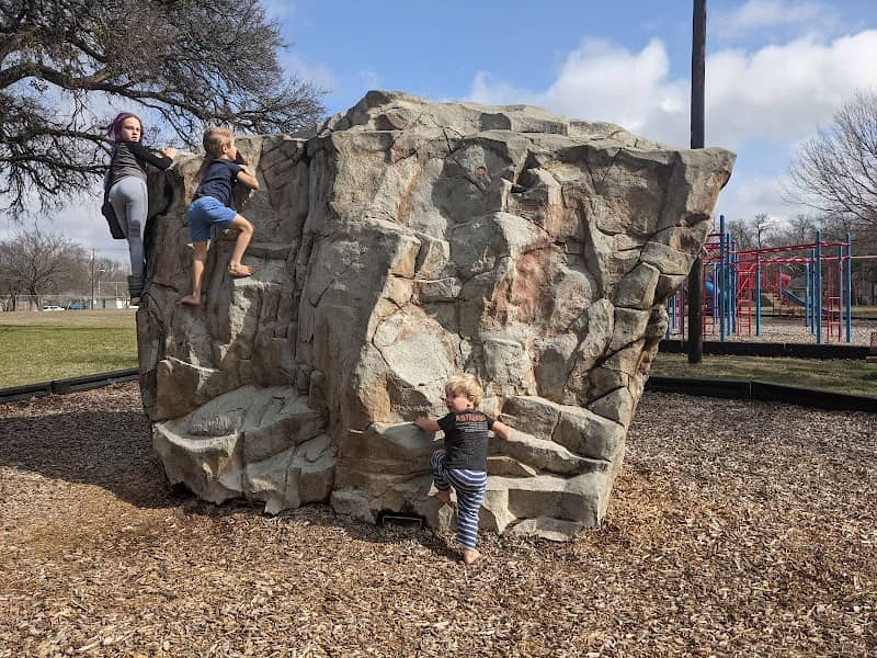 Ely Park - Image 2