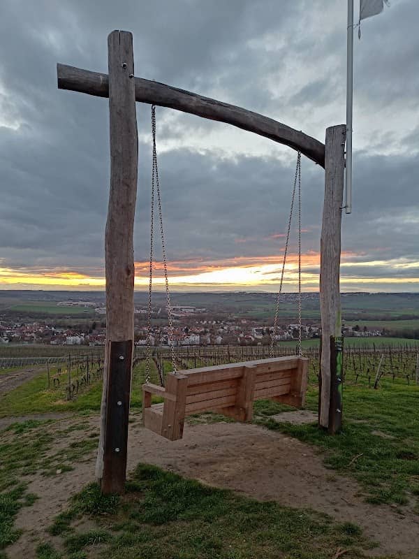 Nieder-Olmer Weinbergschaukel - Image 2