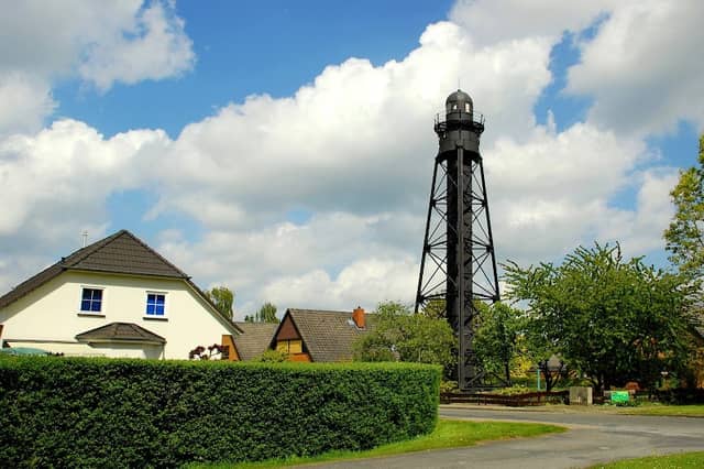 Schwarzer Leuchtturm - Image 2