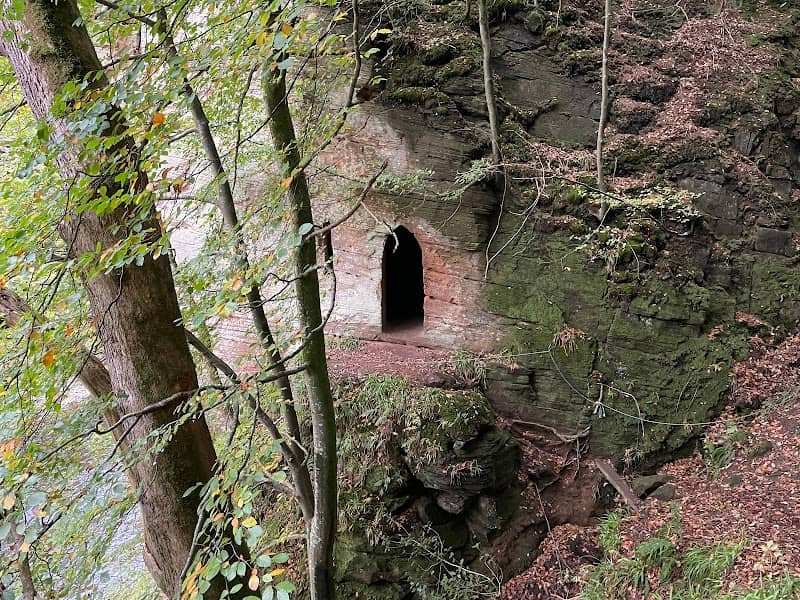 Wallace's Cave Auchinleck - Image 2