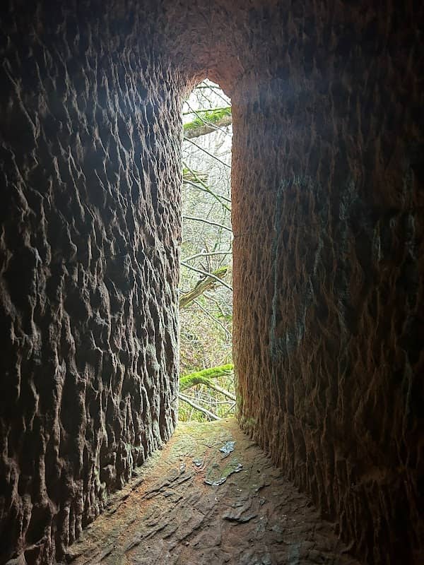 Wallace's Cave Auchinleck - Image 1