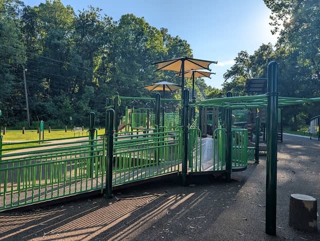 Oliverio Park - Image 1