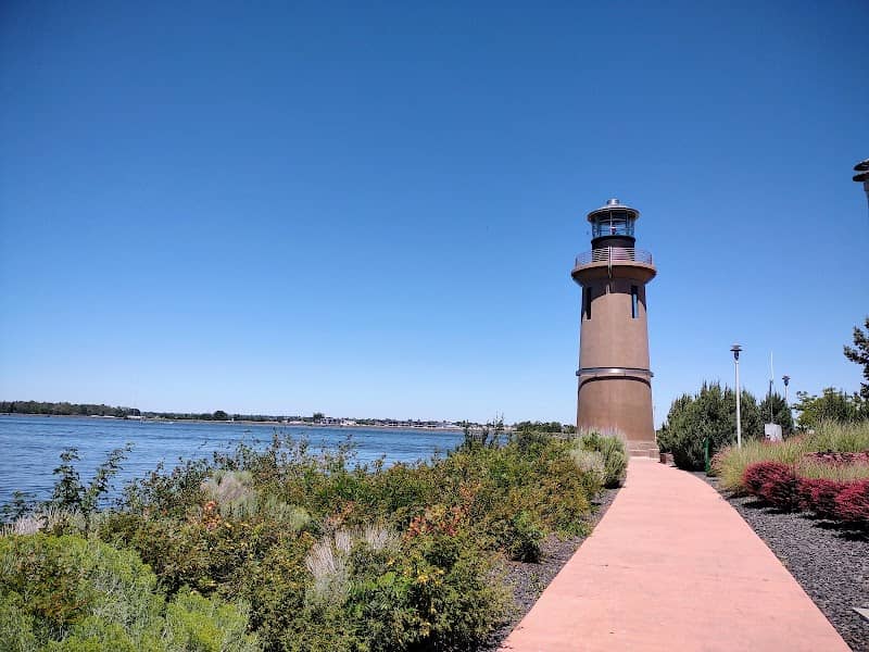 Clover Island Lighthouse - Image 1