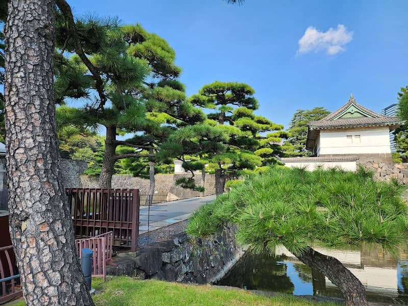Kikyō-mon Gate - Image 2