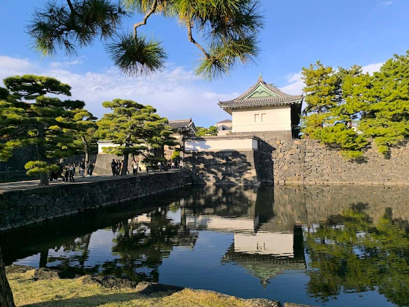 Kikyō-mon Gate - Image 1