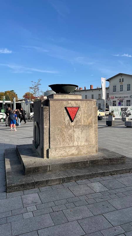 Denkmal - Image 1