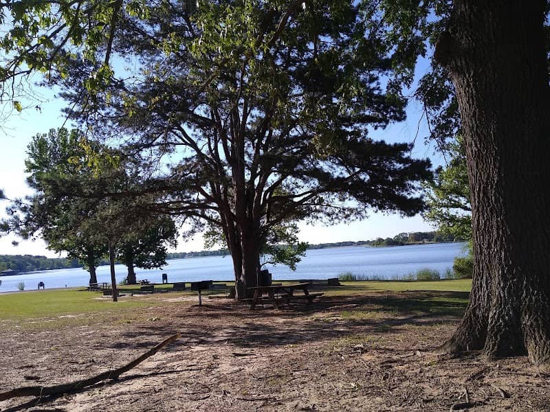 Wood County Public Boat Ramp West - Image 2