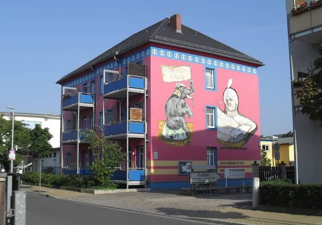 Sarrasani-Haus - Image 1