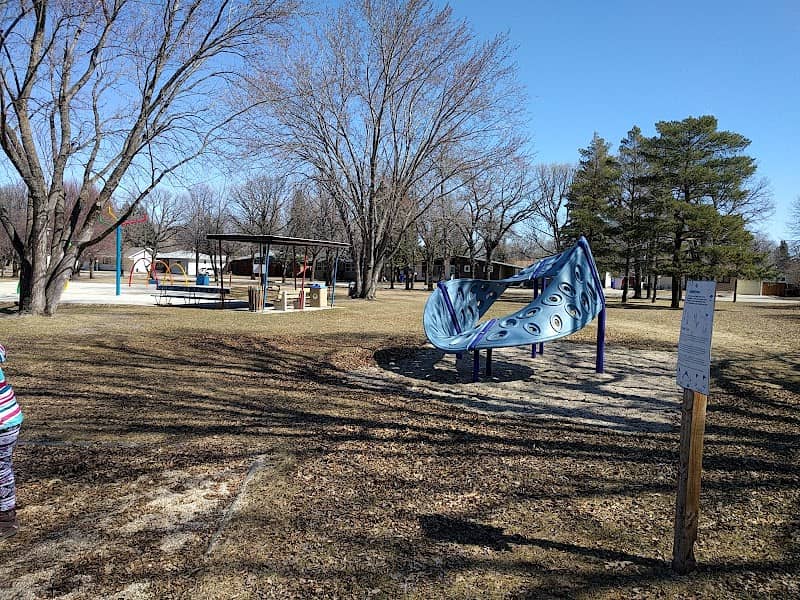 Morden Spray Park - Image 3