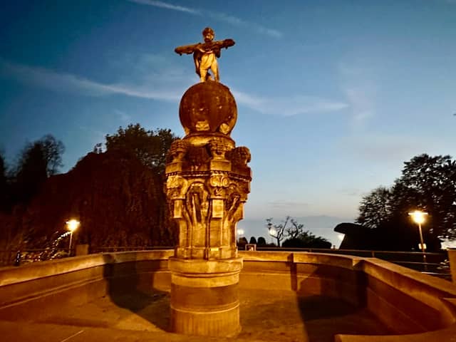 Fontaine Zeppelin - Image 1