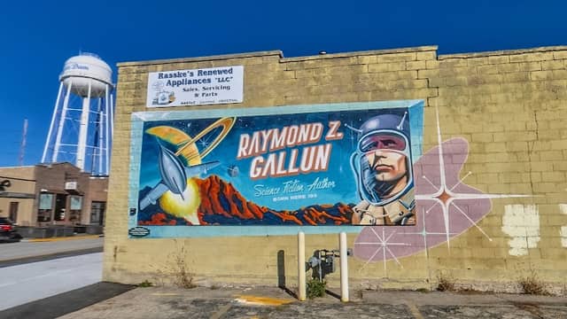 Walldog Mural - Raymond Gallun - Image 1