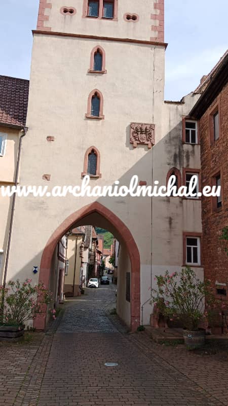 Heimatkundebrunnen - Image 1