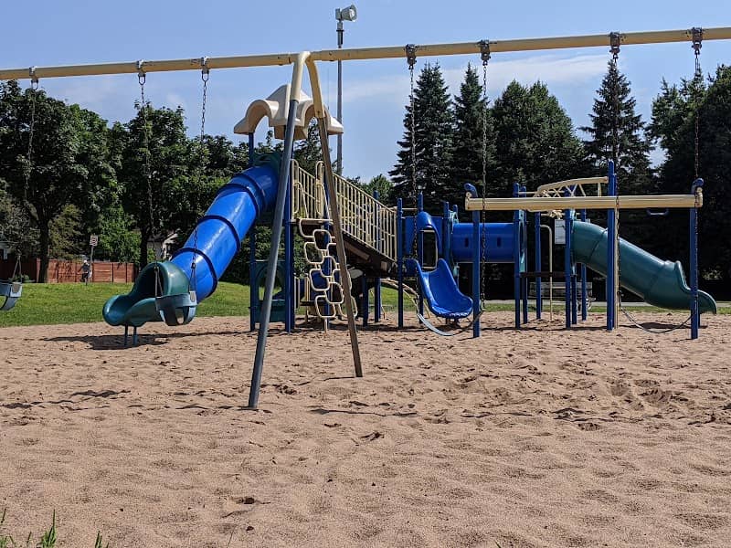 Mitscher Park - Image 2