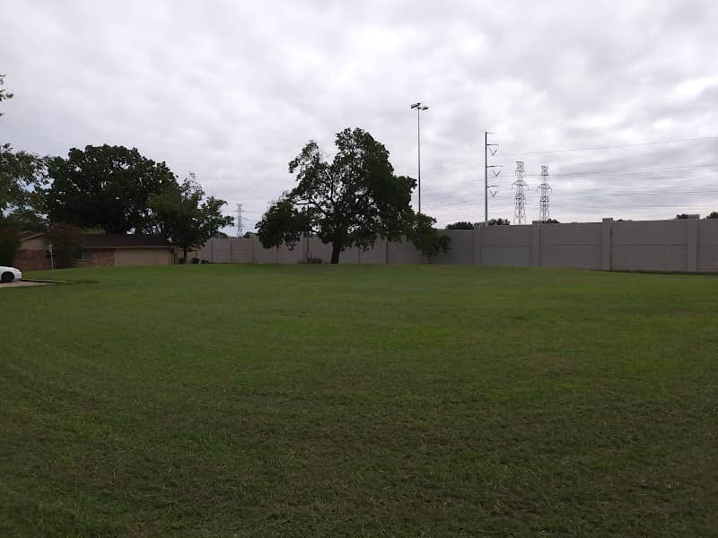 Grissom Park - Image 1