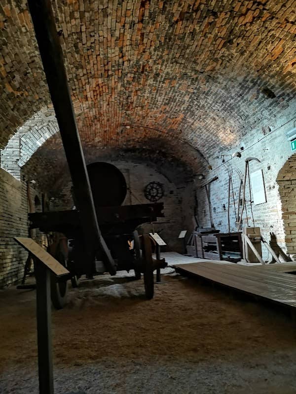 Montanara Gate - Image 3