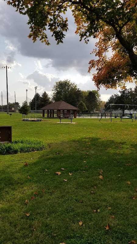 HT Custer Park - Image 1