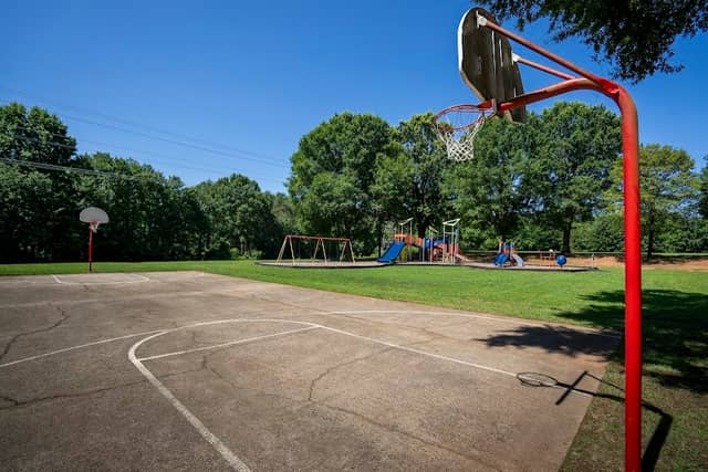 Harris Park - Image 1