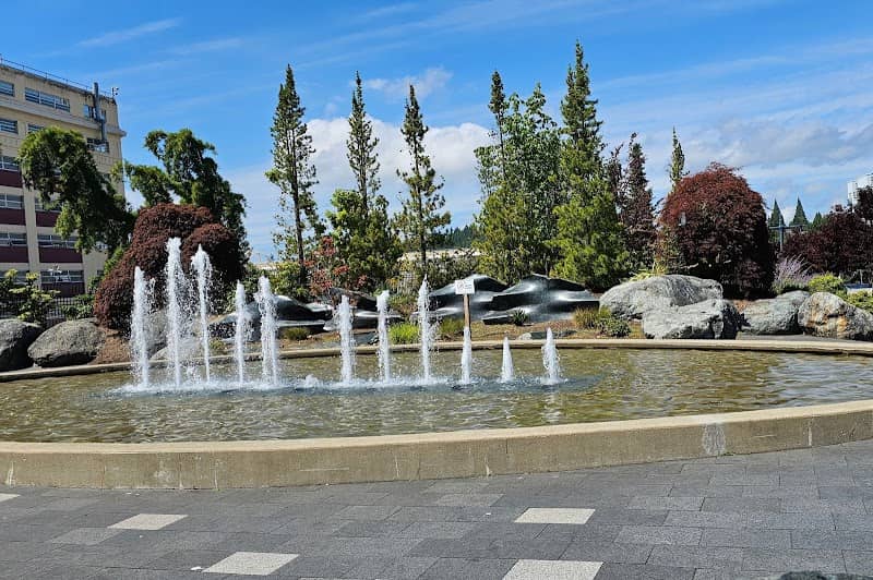 Bremerton Fountains - Image 3