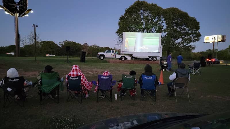 Drive-in Park - Image 2