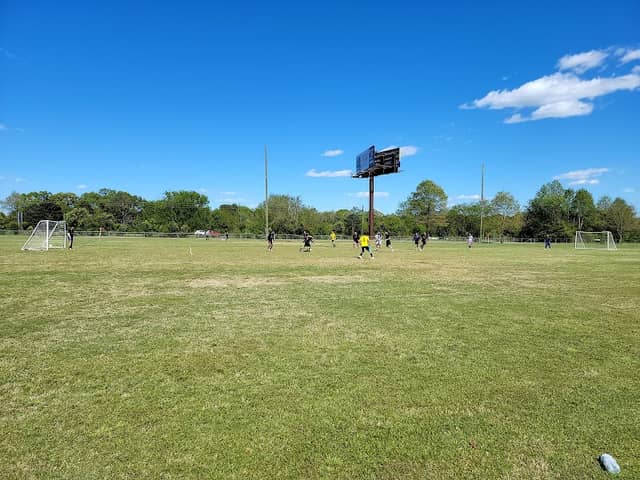 Drive-in Park - Image 1