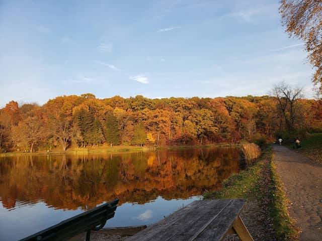 Holtzhauer Lake - Image 1