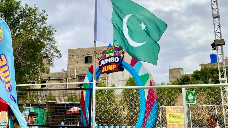 Jumbo Safari - Image 1