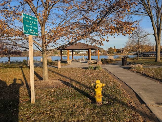 Stibbe's Riverfront Park - Image 1