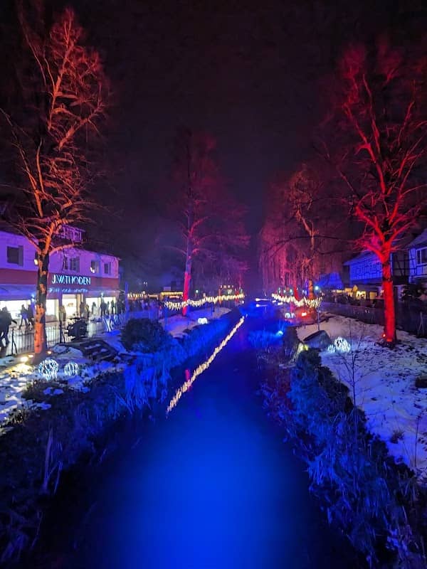 Kusshaltestelle am Stadtstreek - Image 1