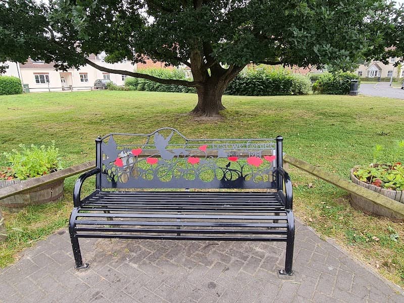 Great Melton Close Green - Image 2