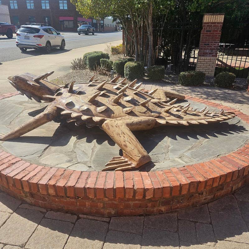Old Rip Horned Toad Statue - Image 2