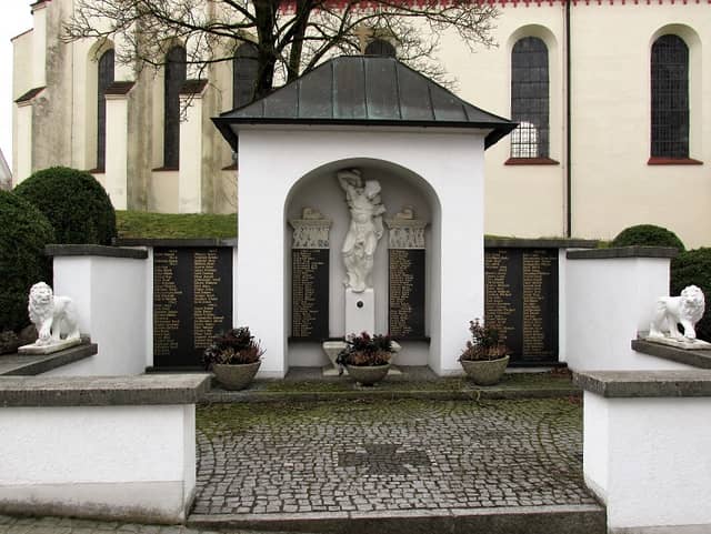 Langerringen, Kriegerdenkmal - Image 1