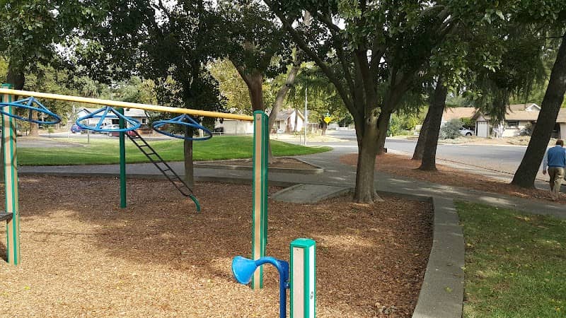 Village Park - Image 2