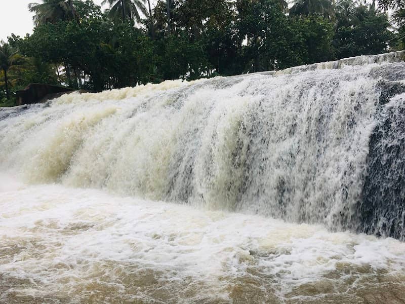 Ariharanathi falls - Image 1