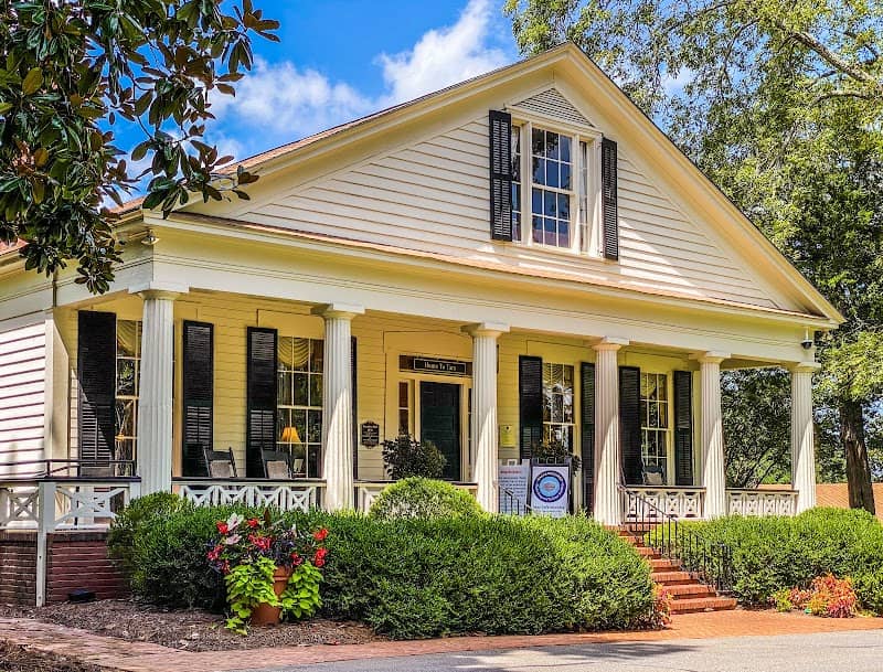 Gone With the Wind Museum at Brumby Hall - Image 1