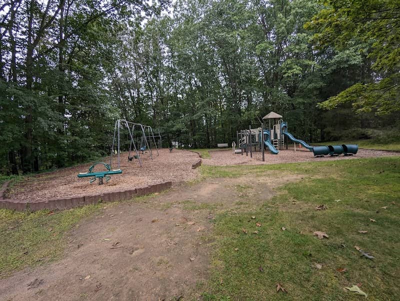 Presidential Estates Park - Image 1