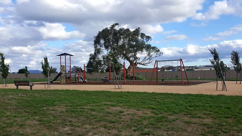 Robertson Place Reserve - Image 1