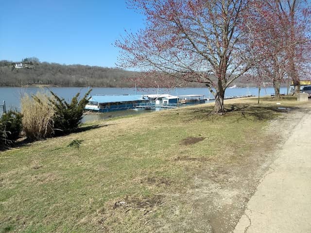 Promenade - Image 1