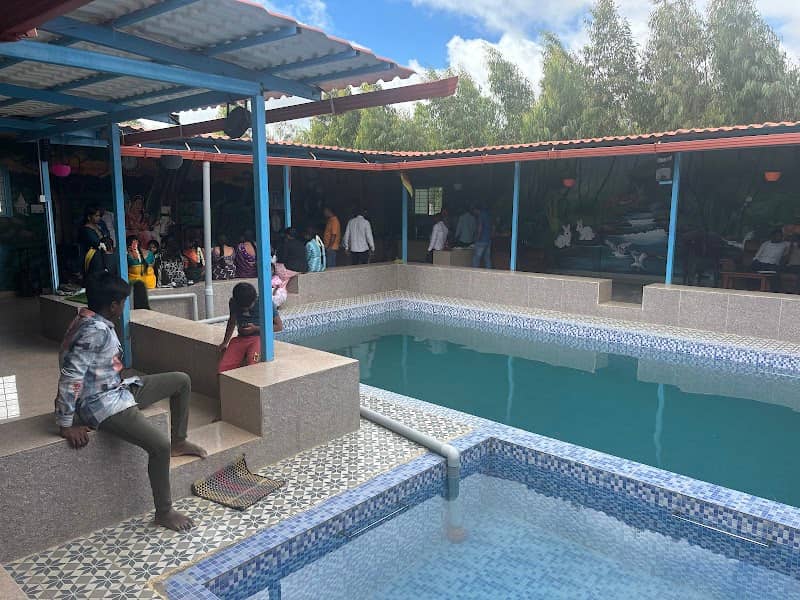 R J Retreat - Image 1