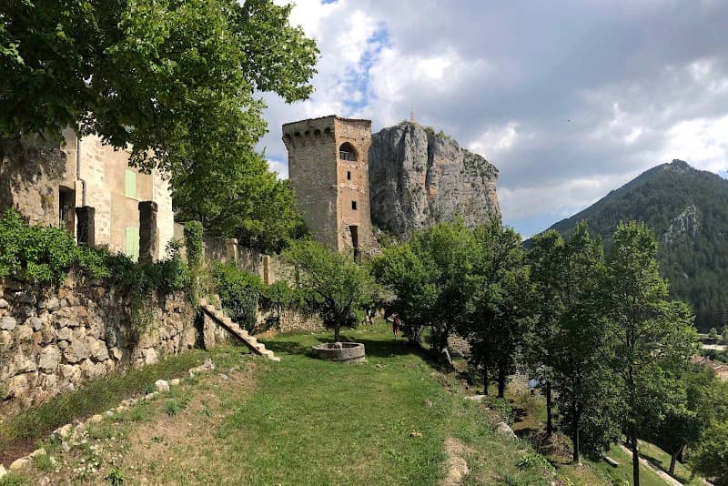 La Tour Pentagonale - Image 2